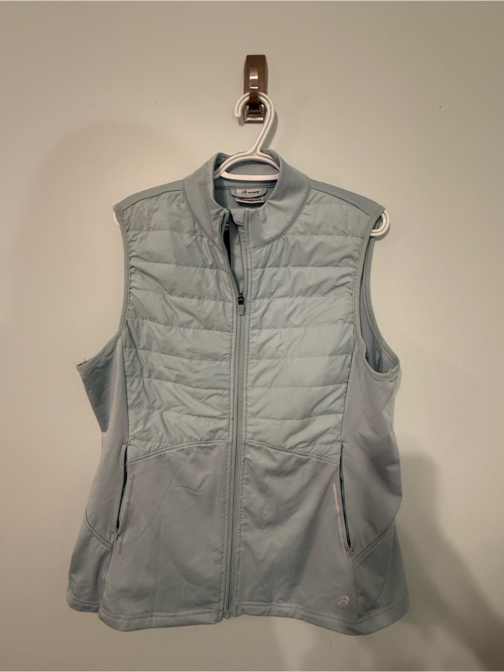 ASICS vest size X-Large